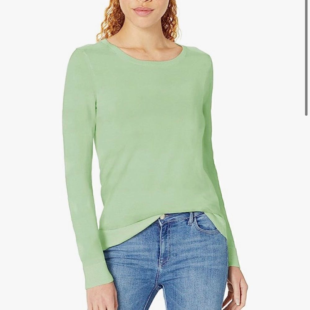 Light green sweater